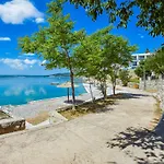 Daire Ivan-3 By Interhome Maslenica