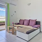 Daire Ivan-3 By Interhome Maslenica